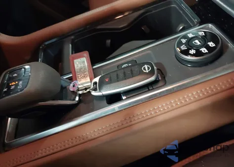 2024 Nissan Pathfinder Platinum 4Wd from USA, damaged, VIN 5N1DR3DK9RC300809